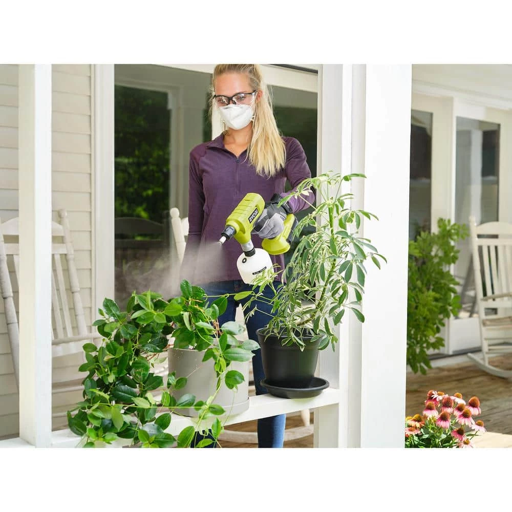 RYOBI ONE+ 18V Cordless Battery .5L Compact Chemical Sprayer (Tool Only) - Image 10